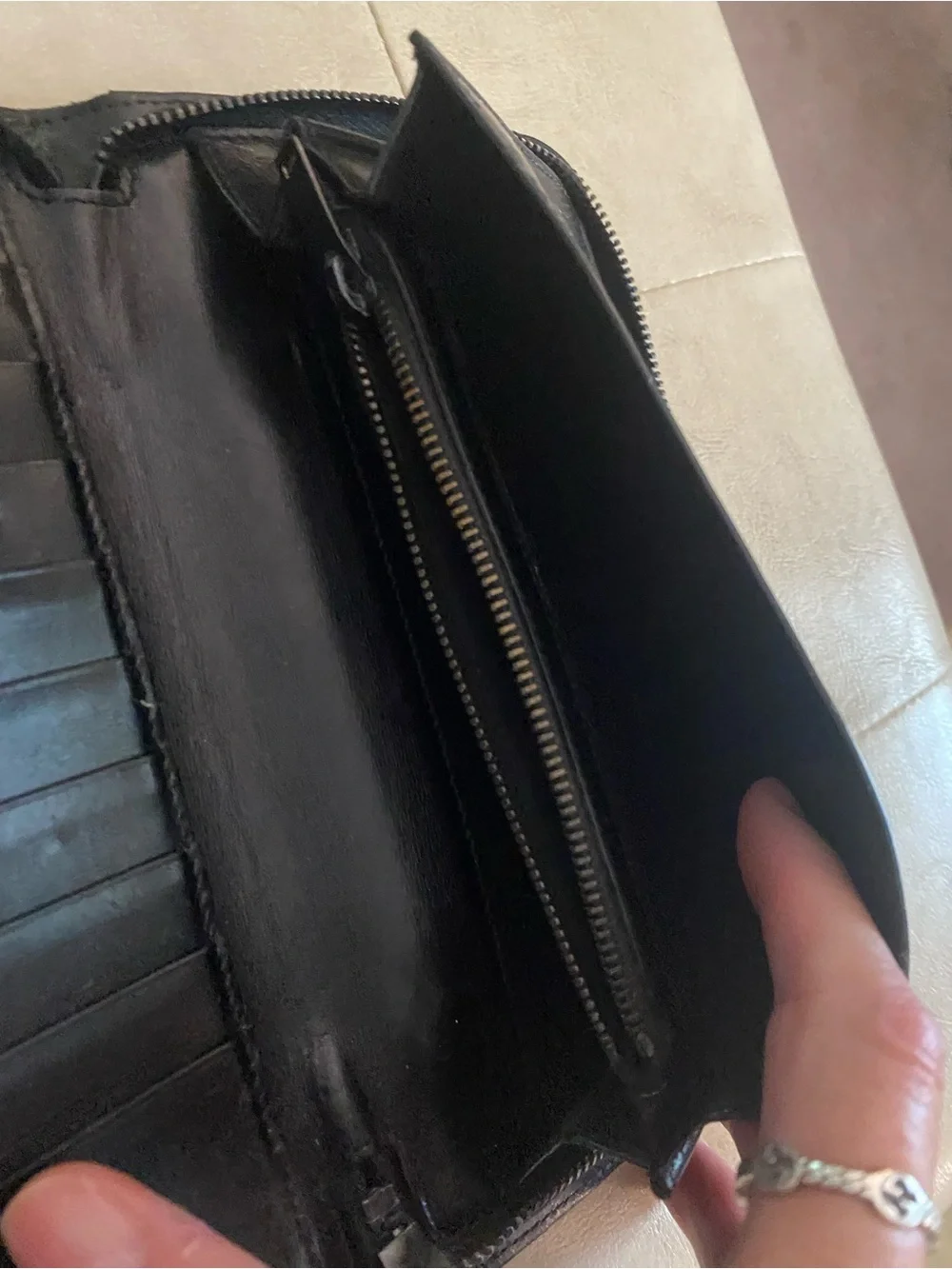 Saint Laurent Paris Black Leather unisex wallet - Picture 6 of 13